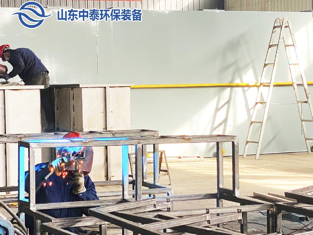 一體化污水處理設(shè)備,一體化污水處理設(shè)備廠家，集裝箱一體化污水處理設(shè)備，農(nóng)村污水處理設(shè)備、農(nóng)村一體化污水處理設(shè)備、農(nóng)村生活污水處理設(shè)備、食品污水處理設(shè)備、醫(yī)療污水處理設(shè)備